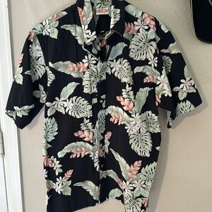 Hawaiian shirt